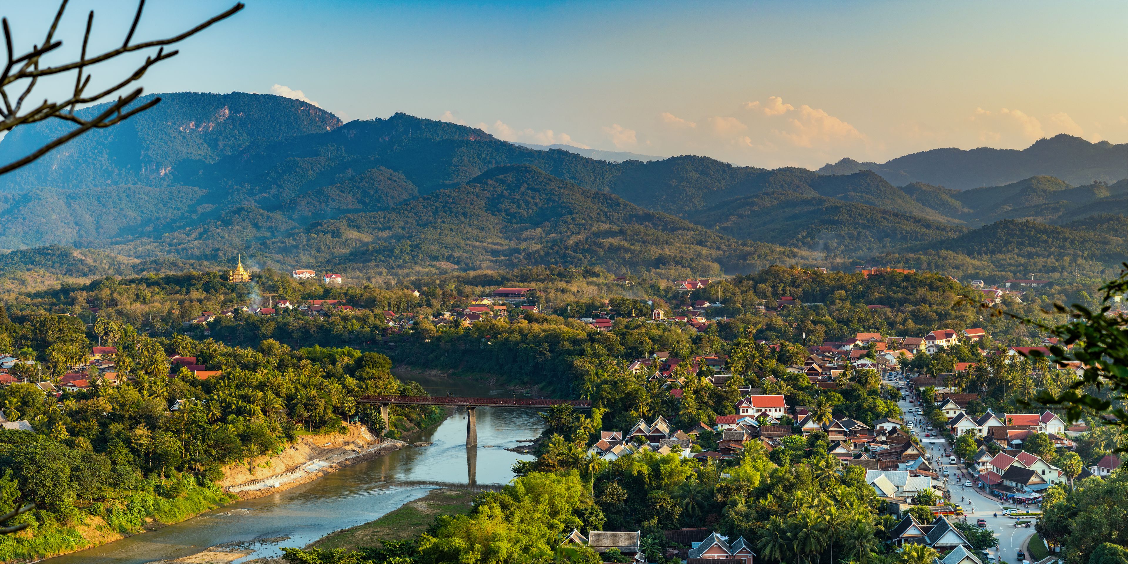 Cycle Laos